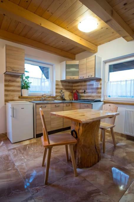 Apartamenty "Pod Tatrami" Закопане Екстер'єр фото