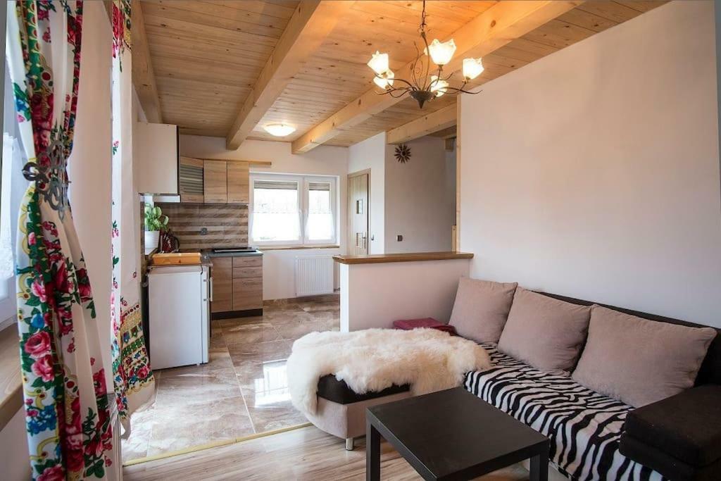 Apartamenty "Pod Tatrami" Закопане Екстер'єр фото